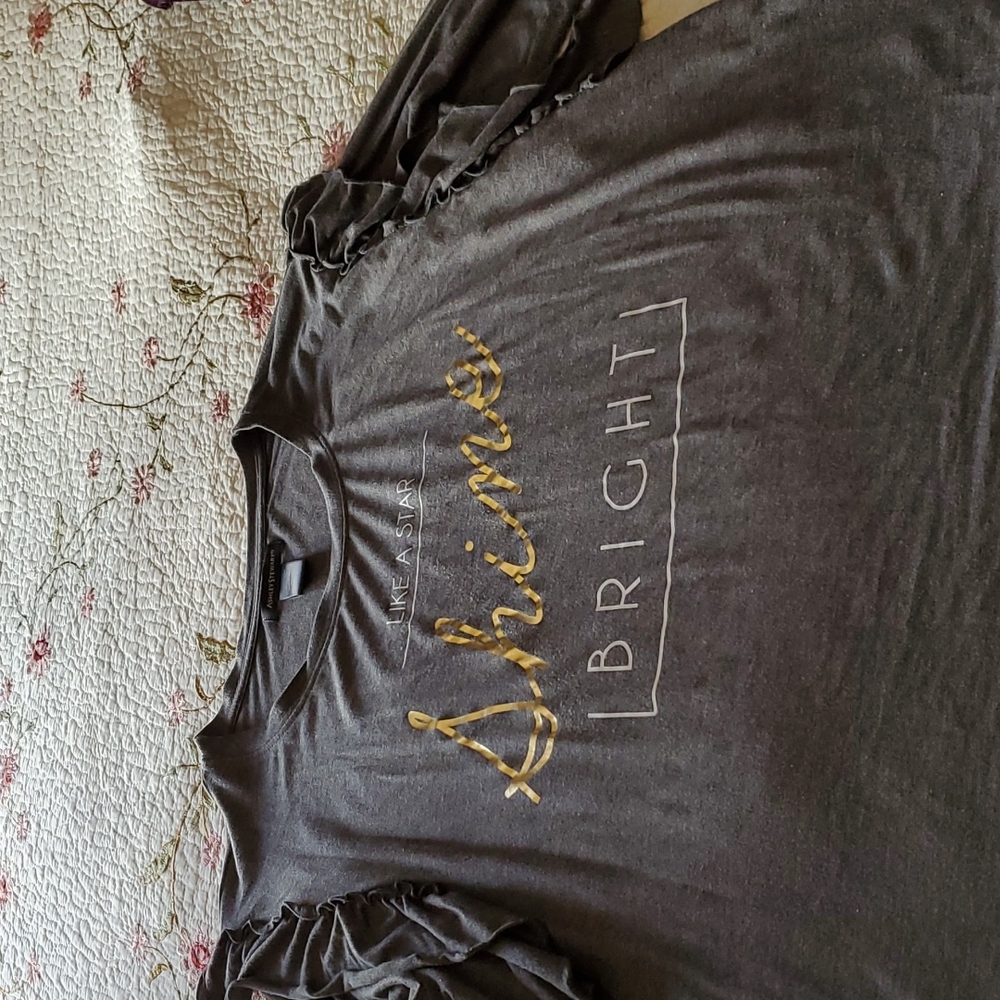 Cute relaxing top